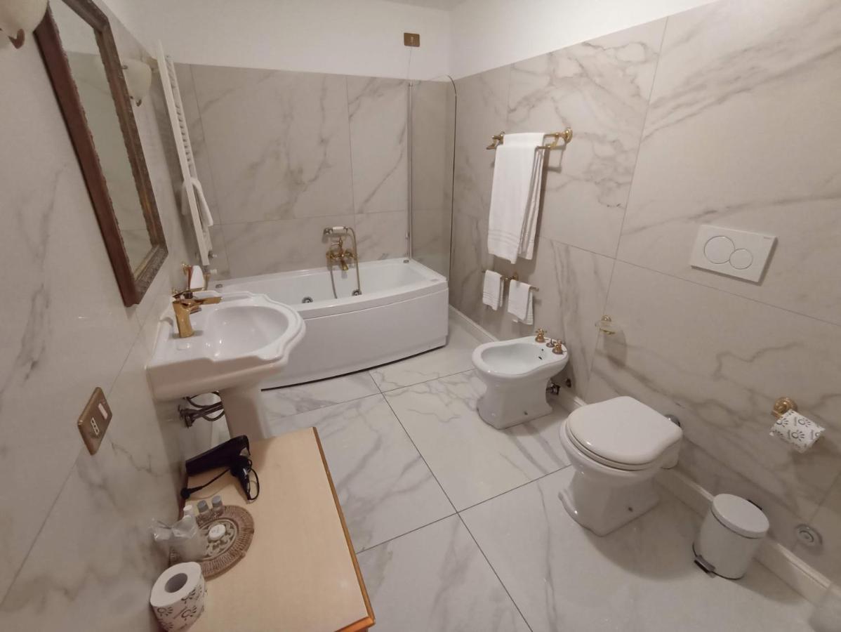 ميلان Mercanti Apts Via Passarella المظهر الخارجي الصورة